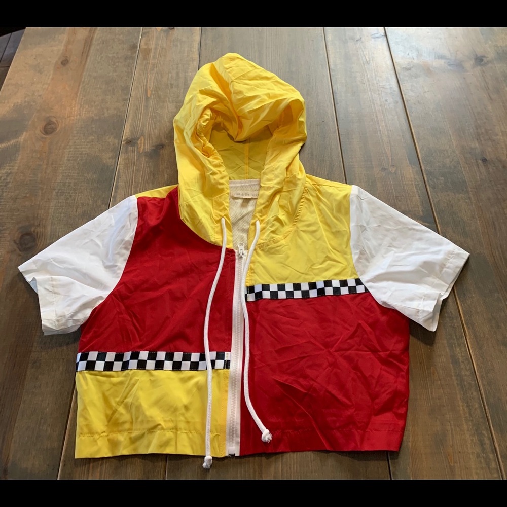 Hot & Delicious Zip Up Crop Hoodie Jacket Size: M